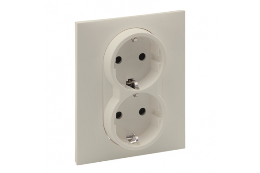 Priza dubla 2x2P+E, borne automate, cu protectie copii, ivoar, Legrand New Suno
