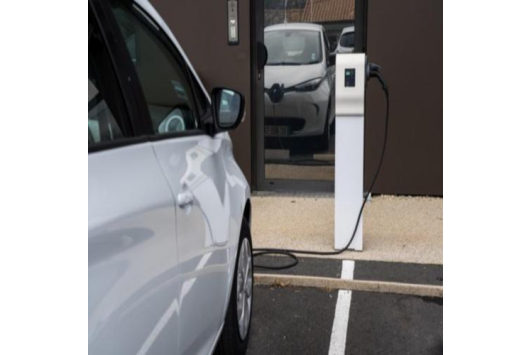Pedestal Legrand pentru fixarea stațiilor de încărcare la sol din material plastic Green'up Premium